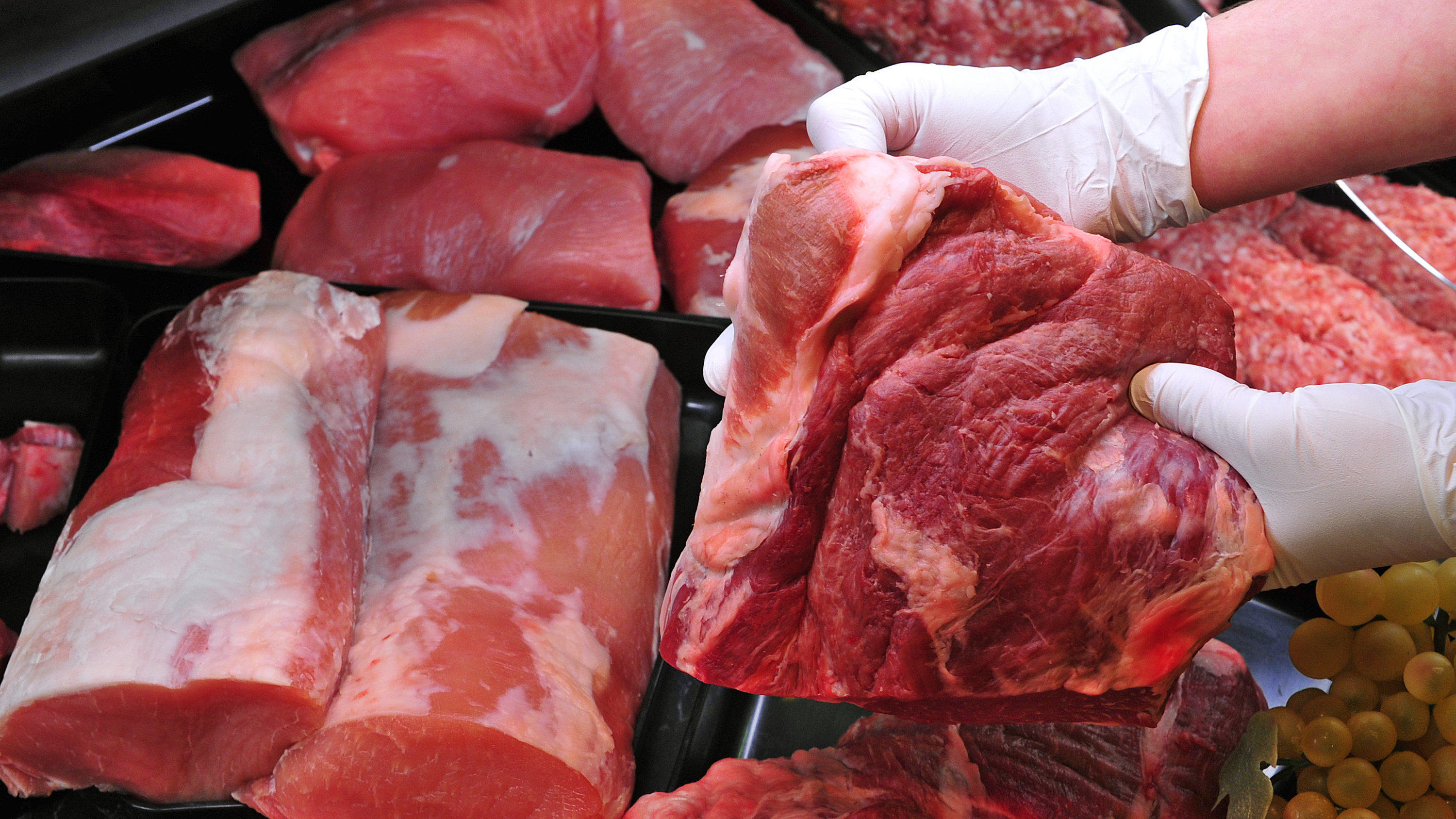 So viel könnten Hackfleisch, Schnitzel & Co. bald kosten Fleisch