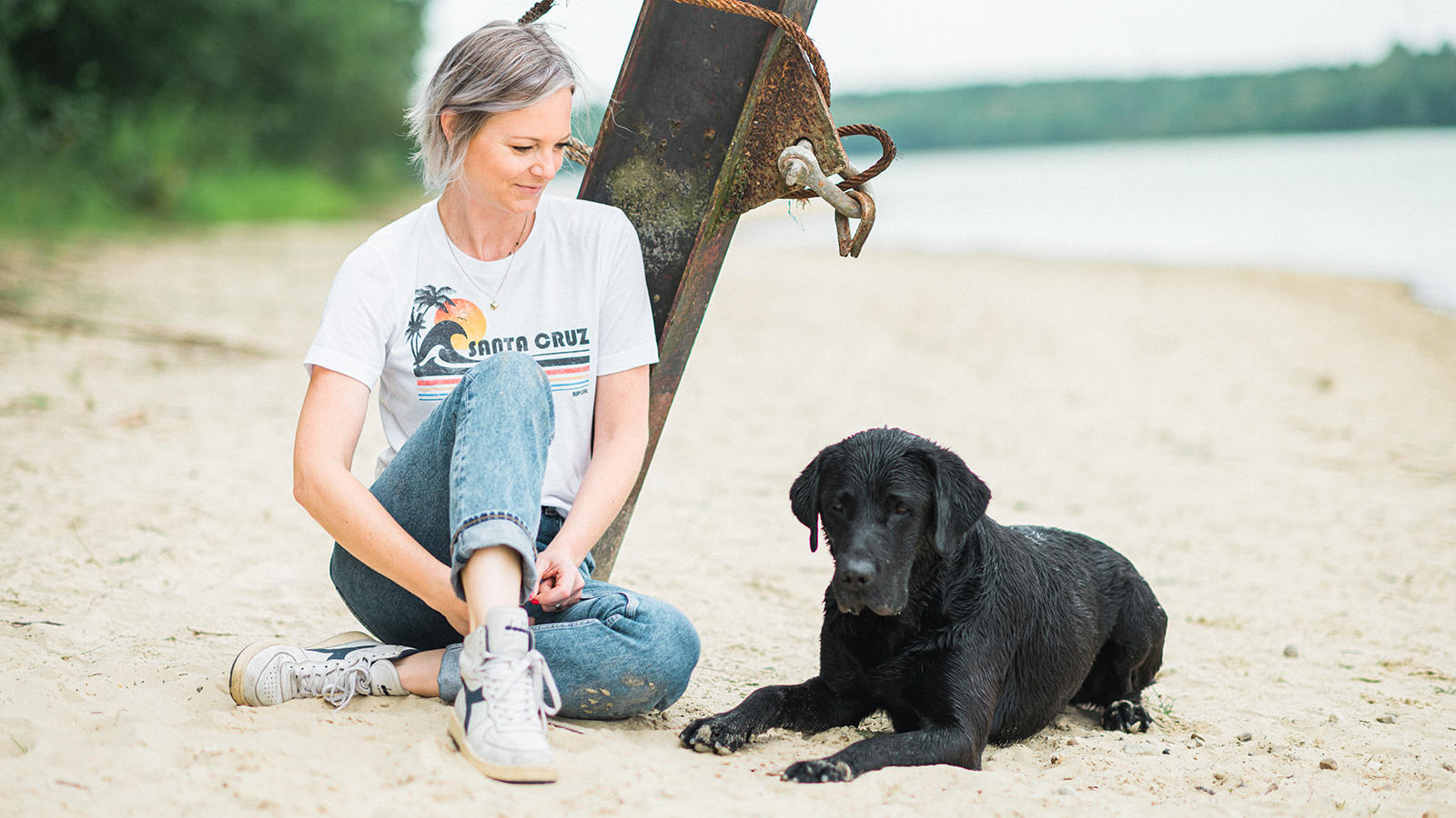 RTL-Redakteurin Martine Etterich testet "Veganuary" Martine und ihr Hund Balu.