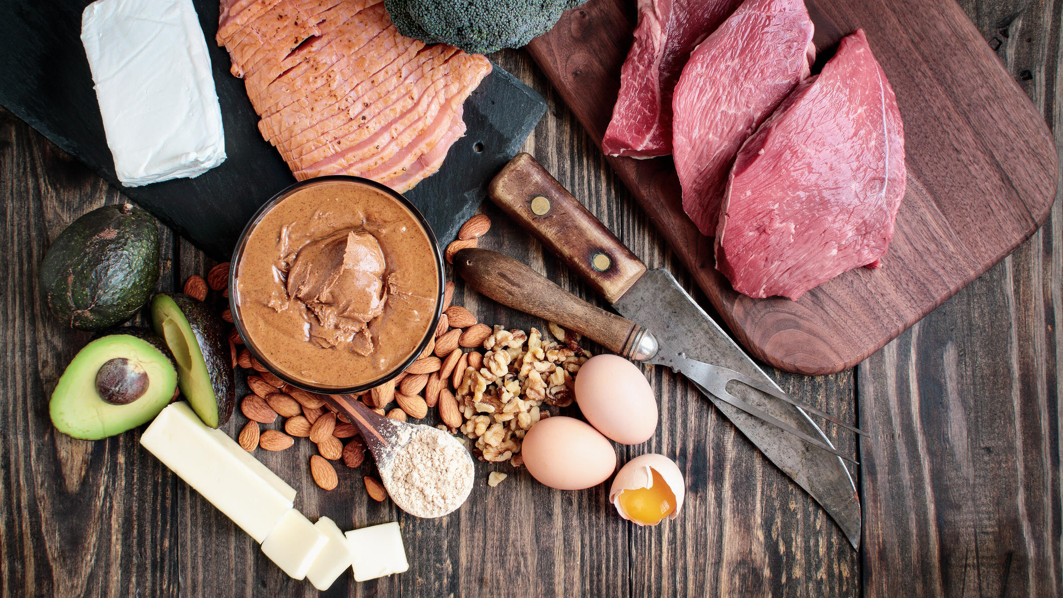 LCHF-Diät: Schnell abnehmen mit fettigem Essen Avocado, Butter, Fleisch und Nüsse