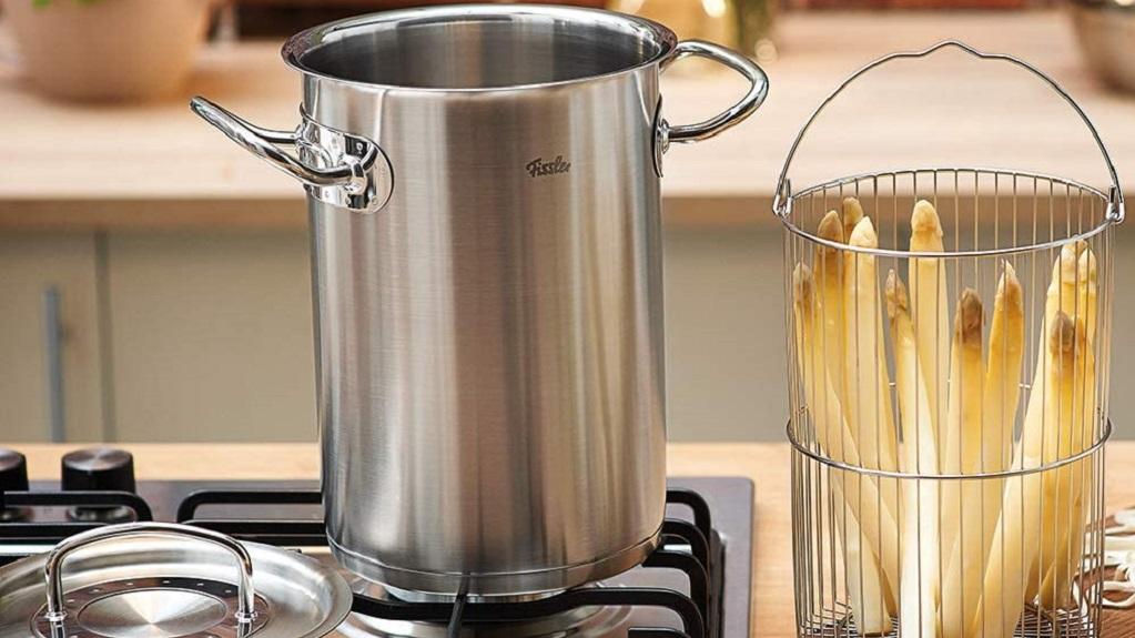 Spargel kochen: So gelingt das weiße Gold immer perfekt Spargelkochtopf von Fissler