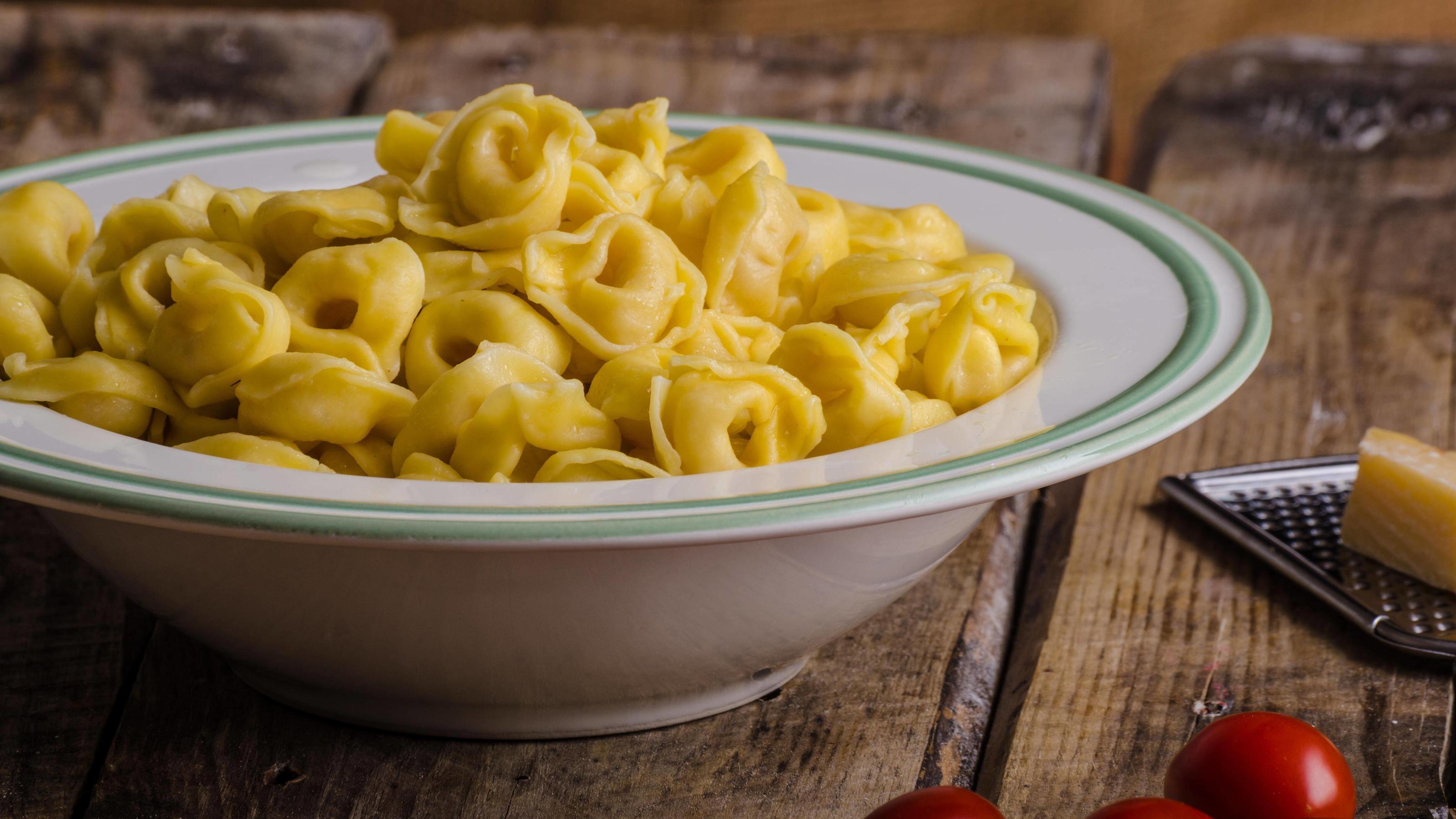 Frische Tortelloni im Warentest: 13 von 19 sind "gut" Delicious homemade tortellini Copyright: xPeteerSx Panthermedia27116074