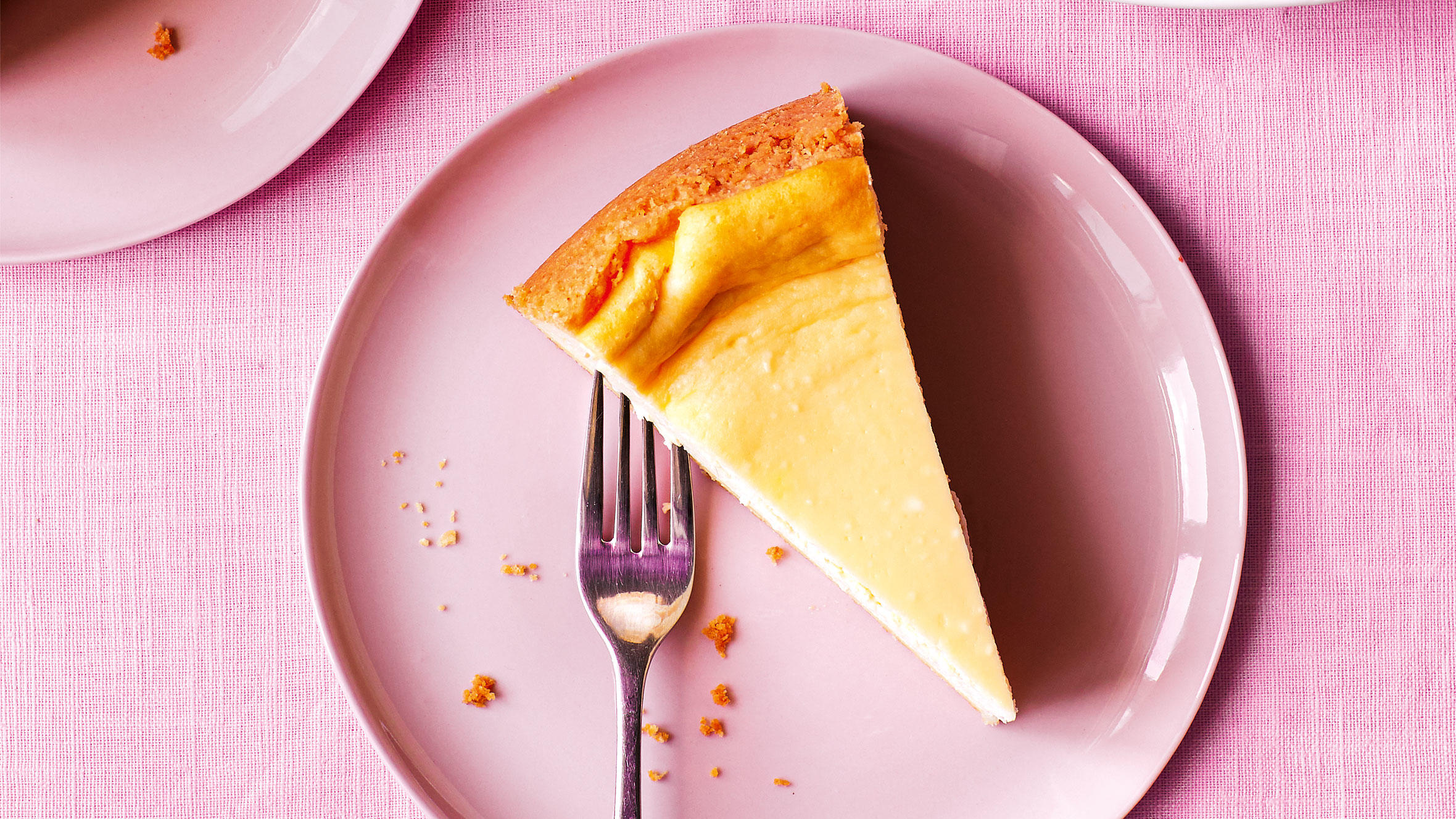 Promi-Kochbuch-Check: „Die Katze kocht“ von Daniela Katzenberger "Weltbester Käsekuchen" nach dem Rezept von Daniela Katzenberger