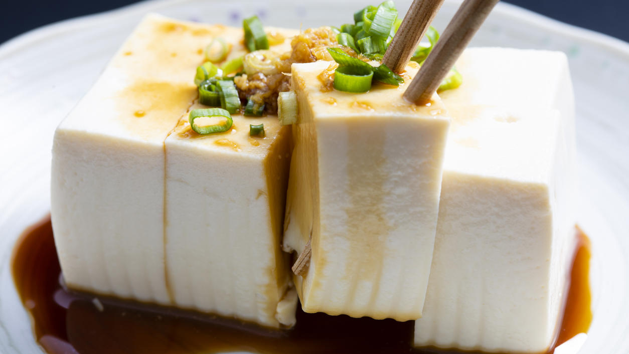 Alleskönner Tofu – viel mehr als nur Fleischersatz Alleskönner Tofu – viel mehr als nur Fleischersatz