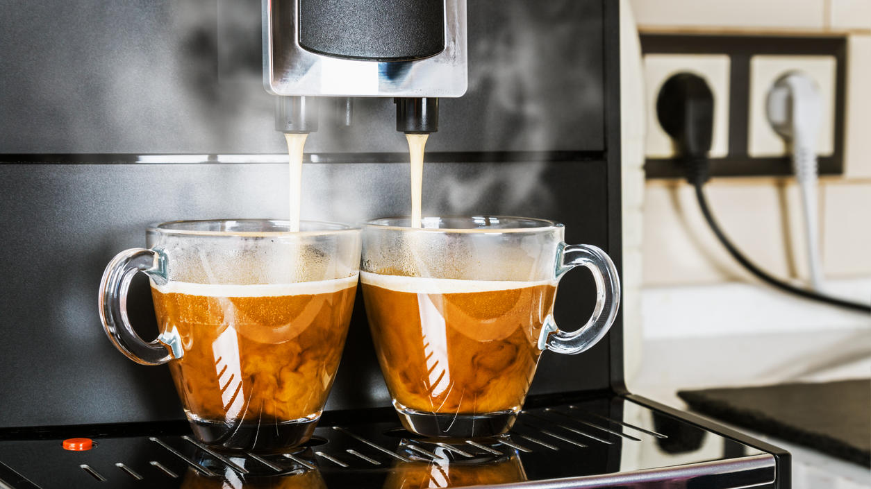 Dieser Kaffeevollautomat ist Preis-Leistungs-Sieger bei Stiftung Warentest