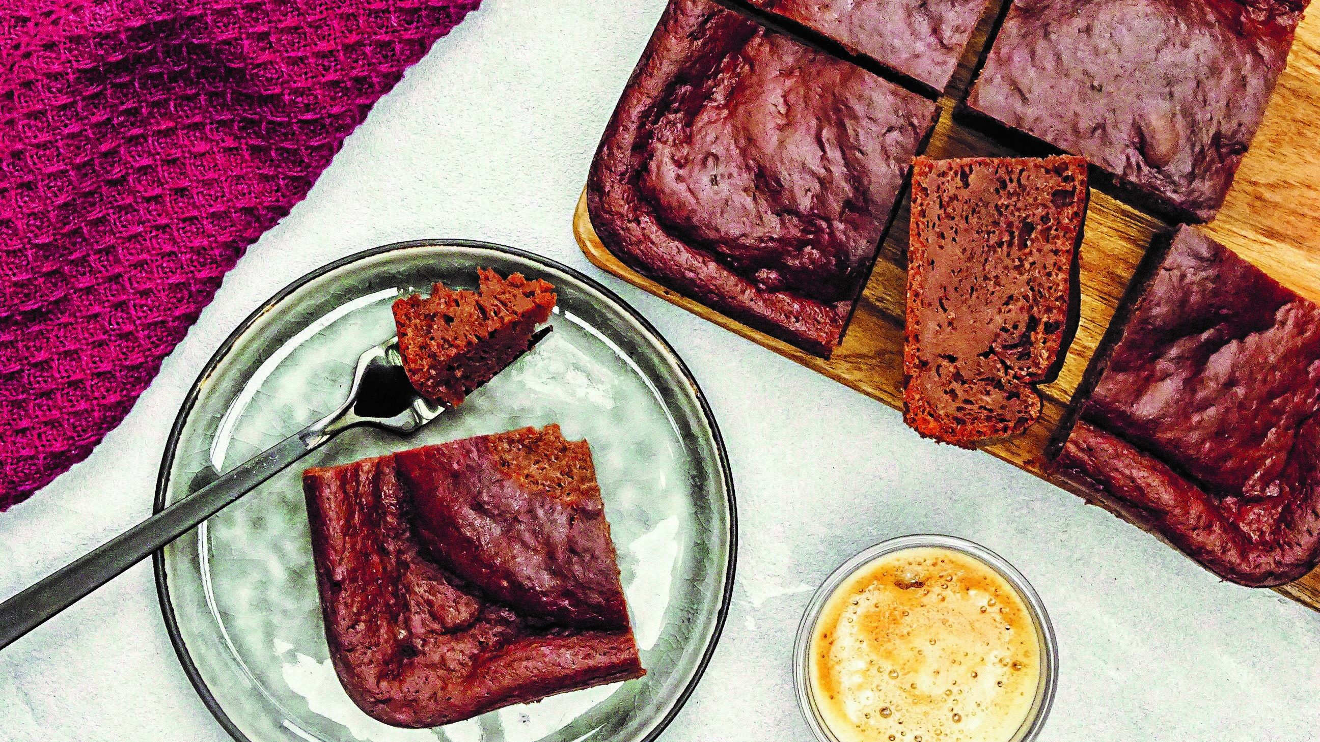 Unkompliziert abnehmen: 3 Rezepte unter 500 Kalorien Zuckerfreie Brownies von Jacky Malina