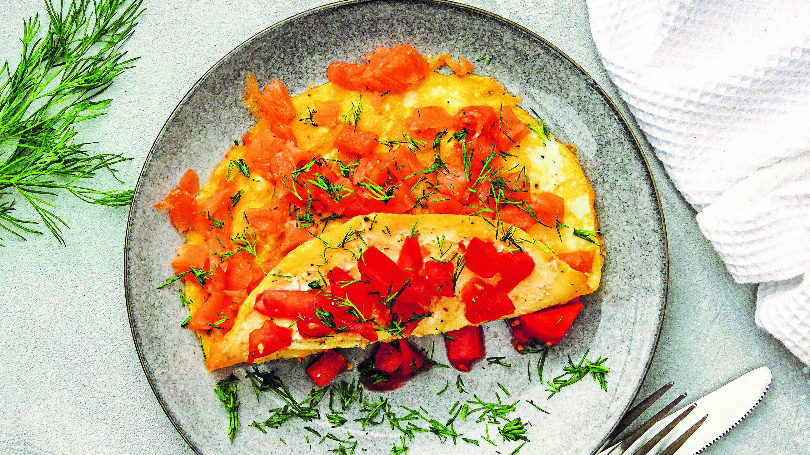 Unkompliziert abnehmen: 3 Rezepte unter 500 Kalorien Tomaten-Lachs-Omelett von Jacky Malina