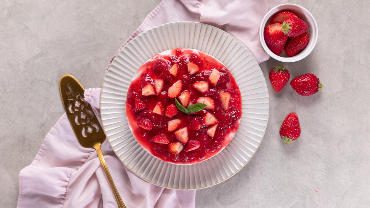 Erdbeerkuchen ohne Zucker: Fitnesscoach verrät Rezept Erdbeerkuchen