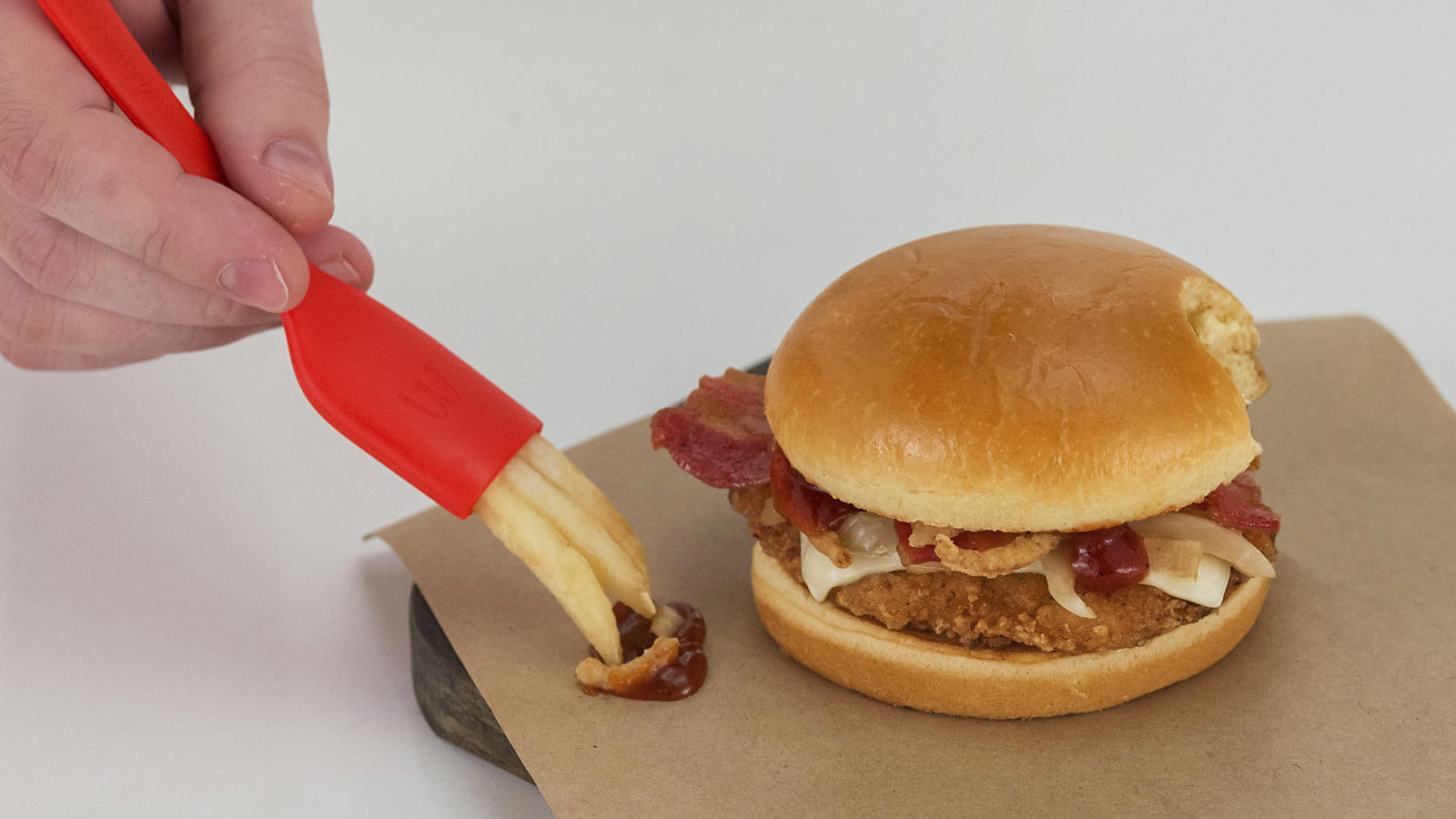 McDonald's will mit Pommes-Gabel 'Frork' Kunden anlocken McDonald's bringt Pommes-Gabel auf den Markt