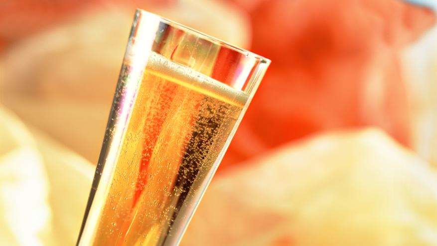 Cheers! Beschwipste Weintrauben sind der perfekte Abkühl-Snack Stößchen!
