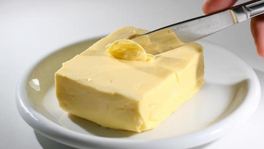 Butter oder Margarine Welches Streichfett ist gesünder? kochbar.de