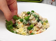 Salat Olivier Russischer Kartoffelsalat