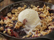 So geht der Beeren-Crumble