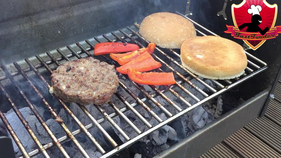 Juicy Lucy Cheese Burger