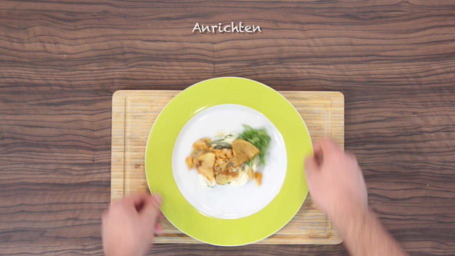 So geht das "Warme Pfifferlingstatar mit Artischocken" So geht das "Warme Pfifferlingstatar mit Artischocken"