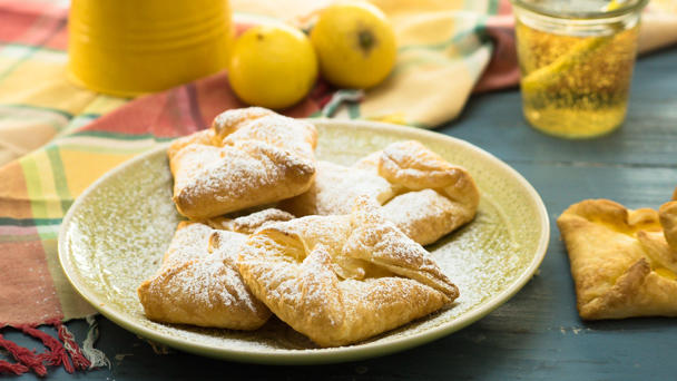 Einfache Blätterteig-Quarktaschen