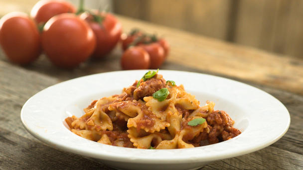 Pasta con sugo di salsiccia