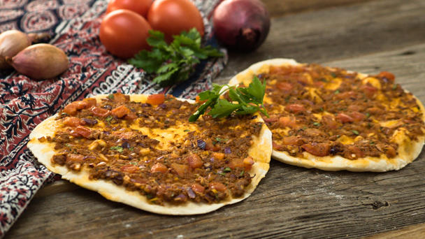 So gelingt Lahmacun