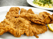 Moderatorin Katja Burkard verrät ihr Wiener-Schnitzel-Rezept