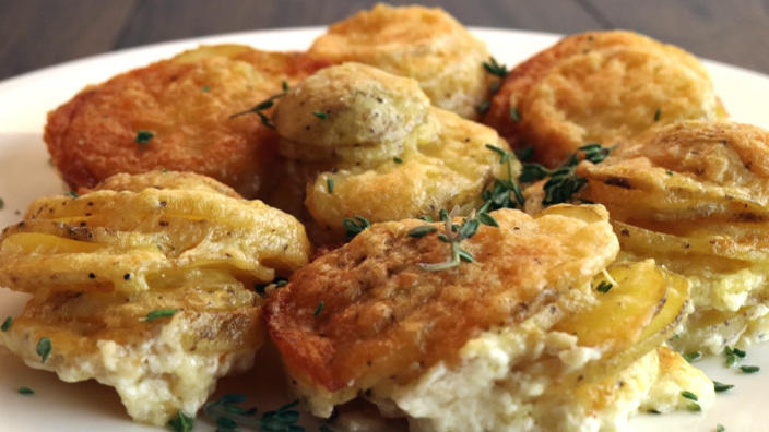 Mini Knoblauch-Parmesan-Kartoffelpuffer