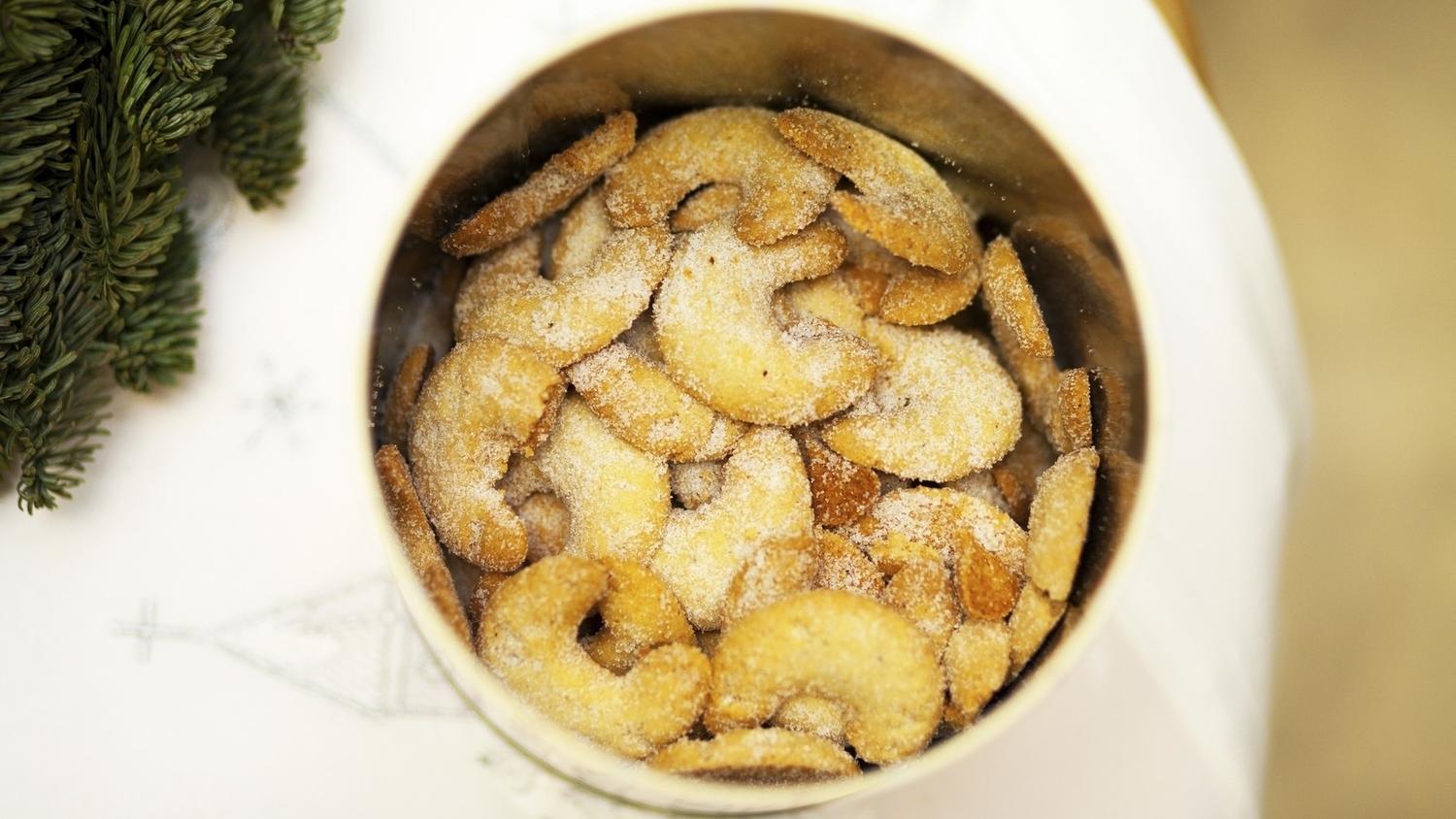 Klassische Vanillekipferl - Rezept mit Video - kochbar.de