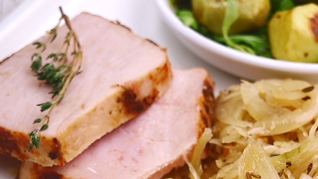 Kasseler Lachsbraten Im Ofen Mit Sauerkraut Kasslerbraten auf Sauerkraut - einfach - von Rezepte-Videos