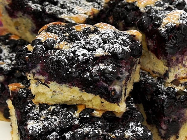 Absolut leckerer Blaubeerkuchen - Rezept mit Video - kochbar.de