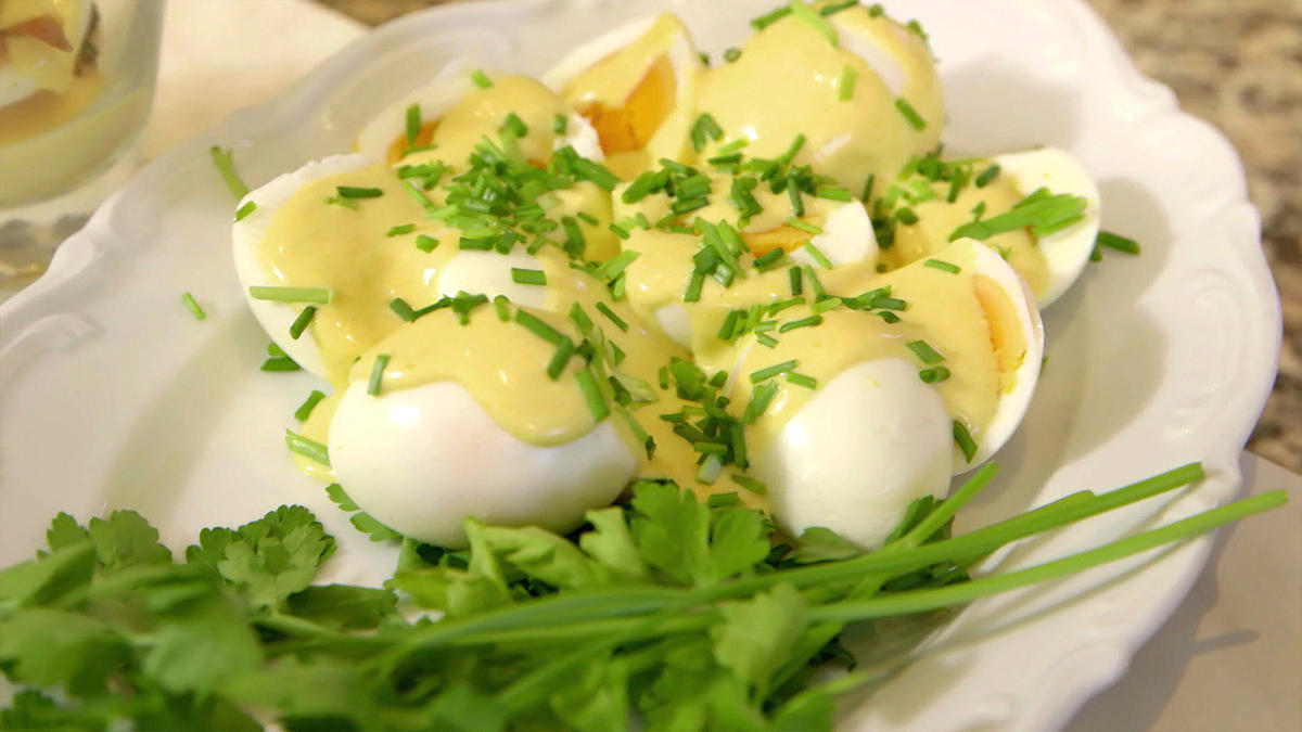 Yummy! Sauce Hollandaise und Eier im Glas