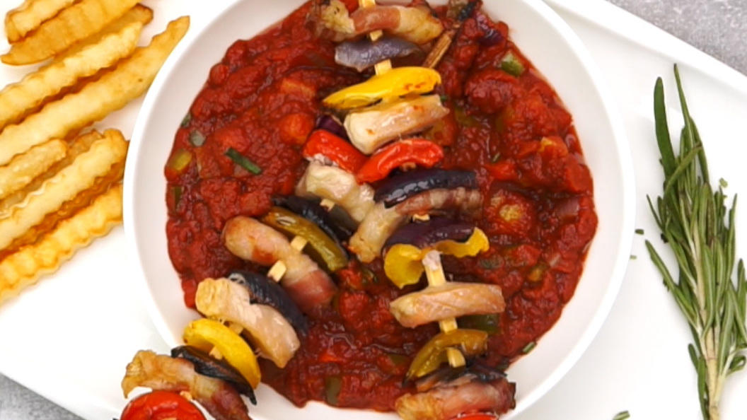 Schaschlik in selbstgemachter Sauce Schaschlik in selbstgemachter Sauce