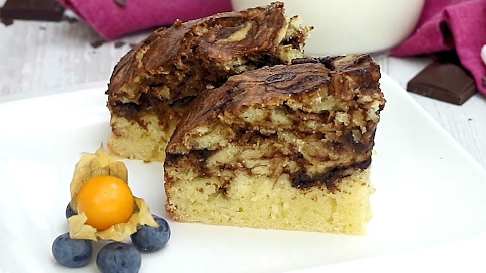 Milchkaffee-Blechkuchen Milchkaffee-Blechkuchen