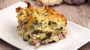 Zucchini-Hackauflauf mit Frischkäse und Spätzle