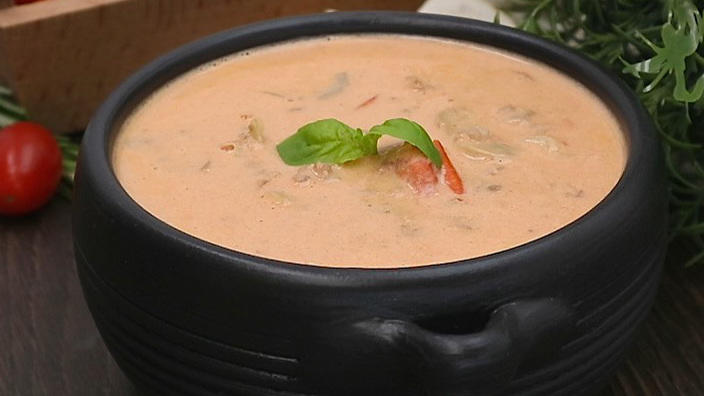 Rezept mit Video: Tomaten-Käse Suppe mit Hackfleisch