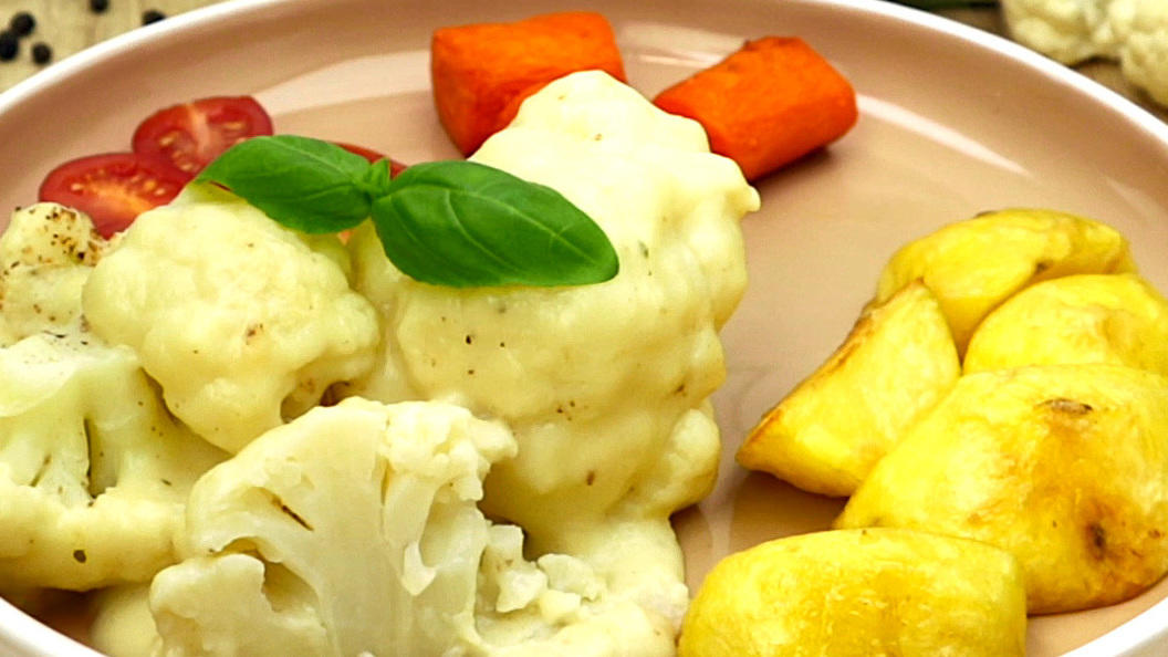 Blumenkohl in weißer Soße Blumenkohl in weißer Soße