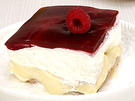 Himbeer-Schicht-Dessert