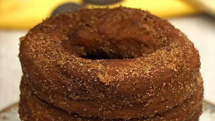 Mit Schokolade gefüllte Churros Mit Schokolade gefüllte Churros