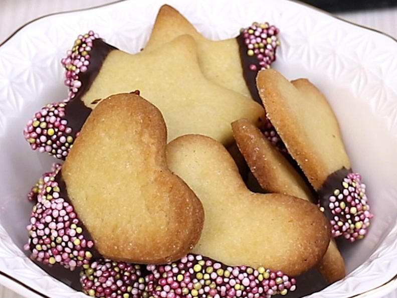 Einfache Butterplätzchen - Rezept mit Video Einfache Butterplätzchen - Rezept mit Video