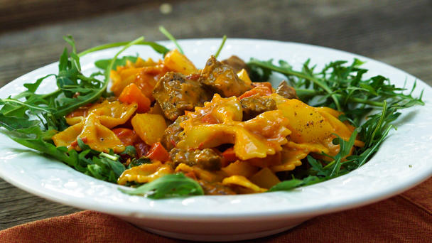 Pasta mit Steak-Soße