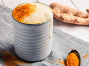 Goldene Milch: So macht man den Winterdrink
